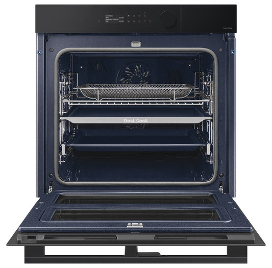 Samsung Series 5, Smart Oven, with Pyrolytic Cleaning, Air Fry and Steam Assist, Dual Cook Flex™, NV7B5775XAK/U4 - Black